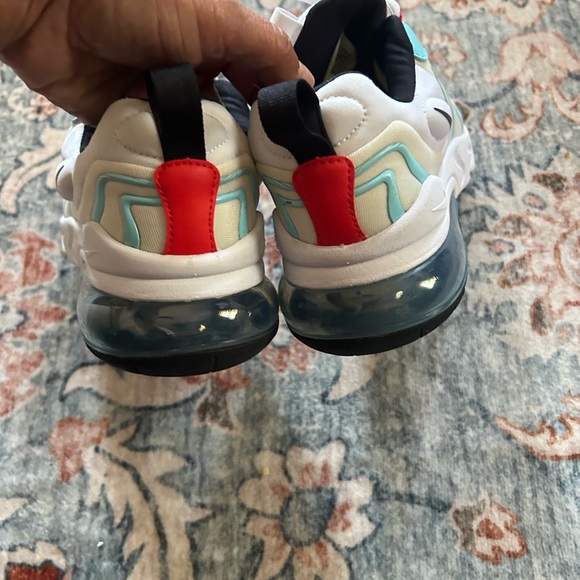 Nike React Youth Size 7 - Picture 2 of 9